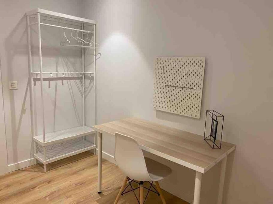 Apartamento A Estrenar En Centro Gijon. Fibra-Tv Exterior foto