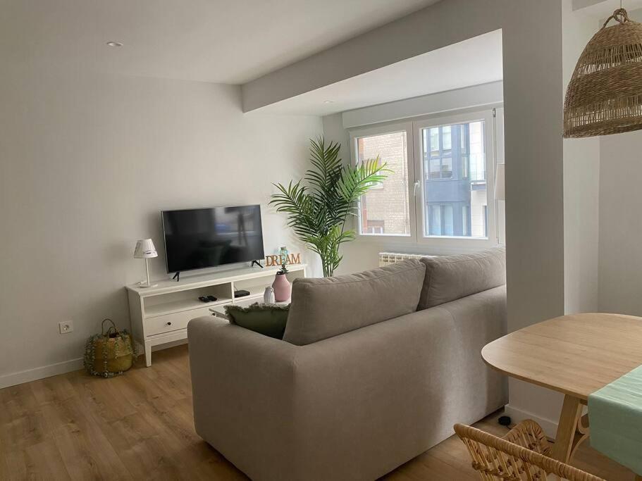 Apartamento A Estrenar En Centro Gijon. Fibra-Tv Exterior foto