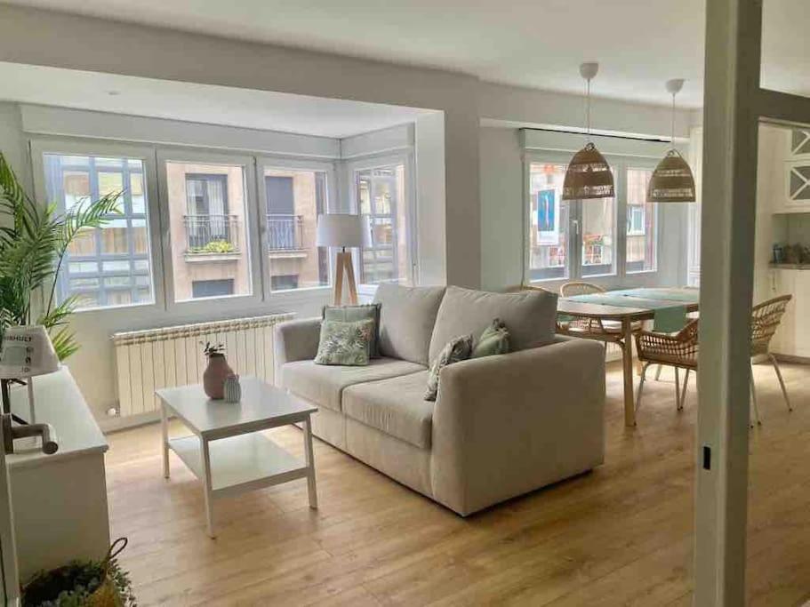Apartamento A Estrenar En Centro Gijon. Fibra-Tv Exterior foto